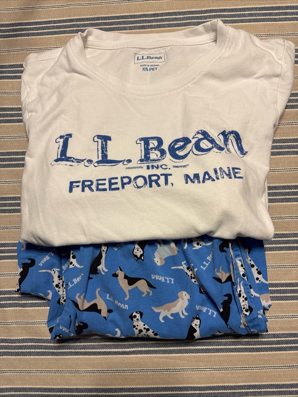 L.L. Bean XS PET White Top with Blue Dog-Print Pajama Set